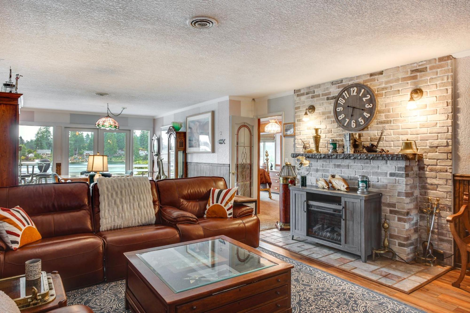 Tacoma Home On Steilacoom Lake With Dock! المظهر الخارجي الصورة