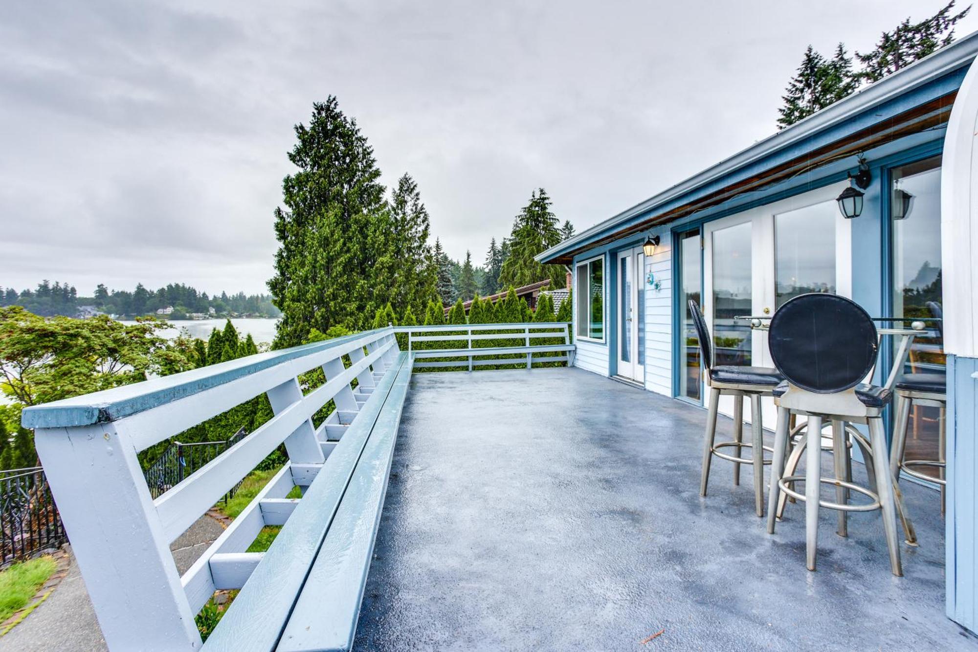 Tacoma Home On Steilacoom Lake With Dock! المظهر الخارجي الصورة