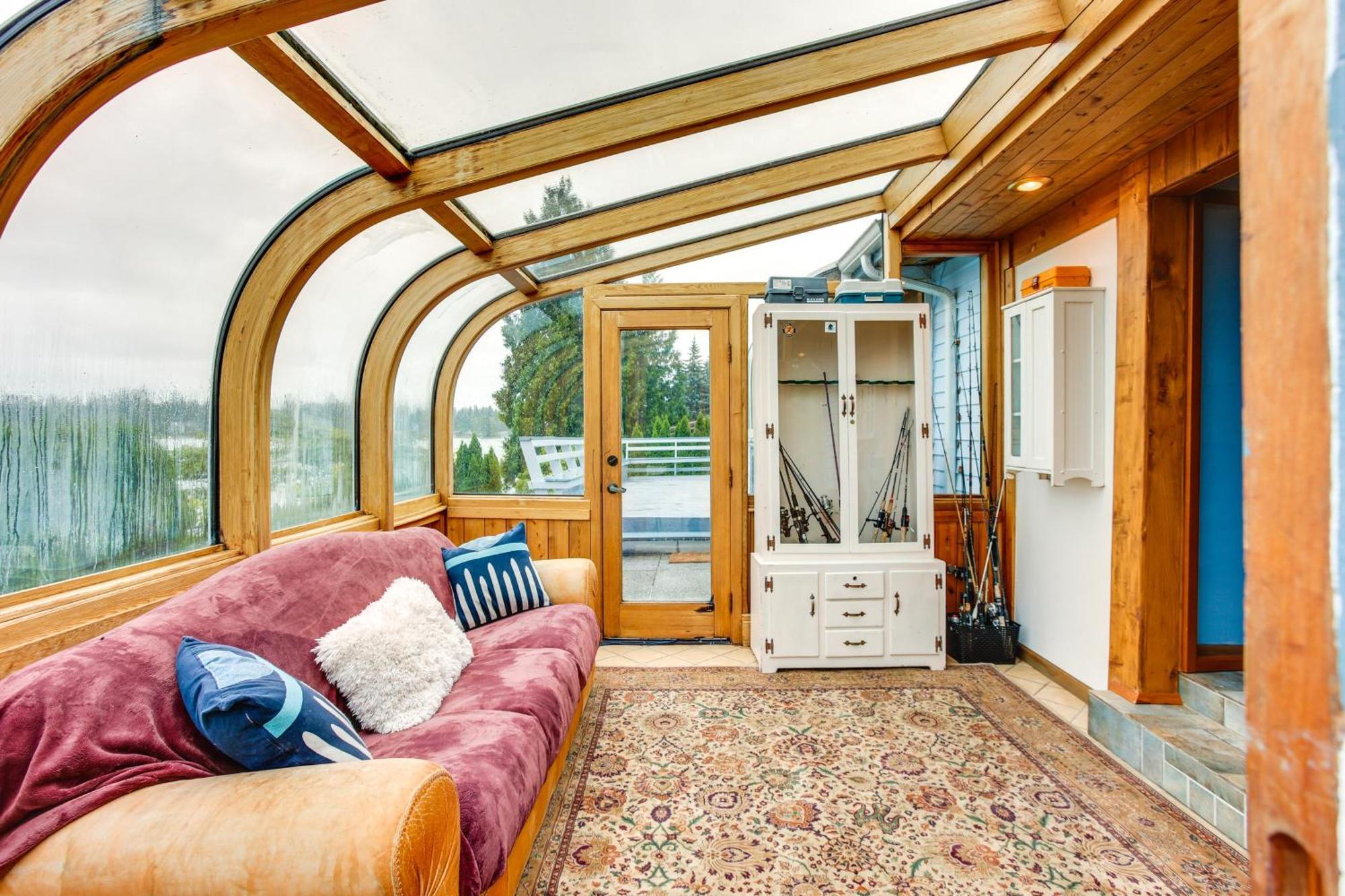 Tacoma Home On Steilacoom Lake With Dock! المظهر الخارجي الصورة