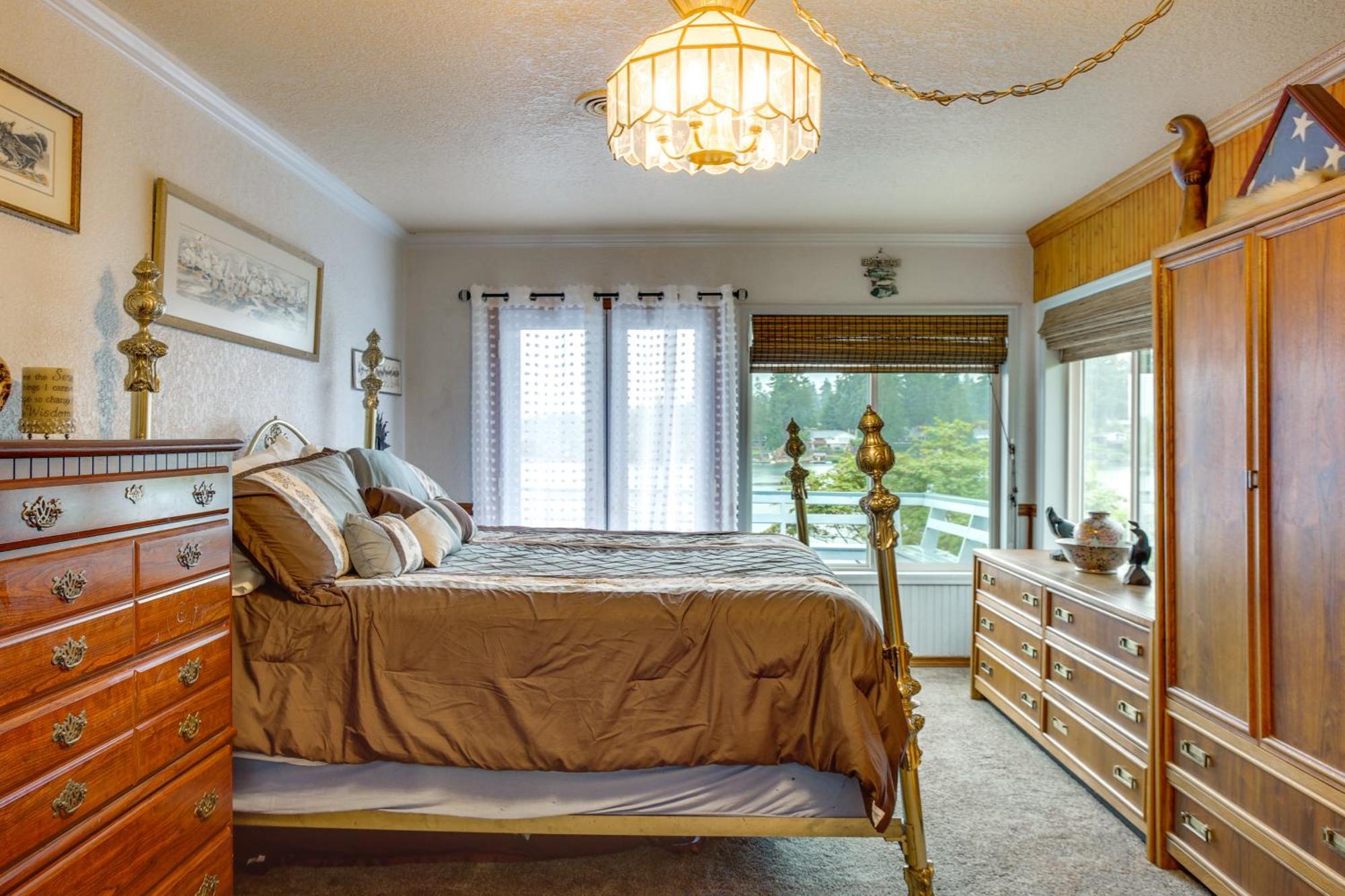 Tacoma Home On Steilacoom Lake With Dock! المظهر الخارجي الصورة